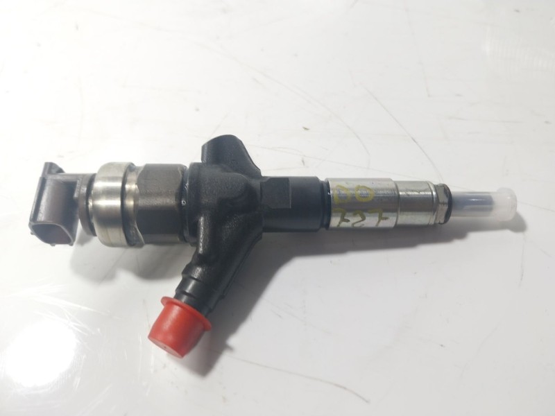 Recambio de inyector para subaru legacy v station wagon (br) 2.0 d awd referencia OEM IAM  16613AA030 