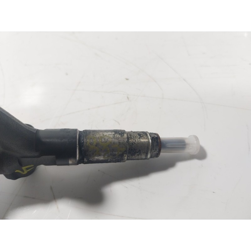 Recambio de inyector para subaru legacy v station wagon (br) 2.0 d awd referencia OEM IAM  16613AA03 