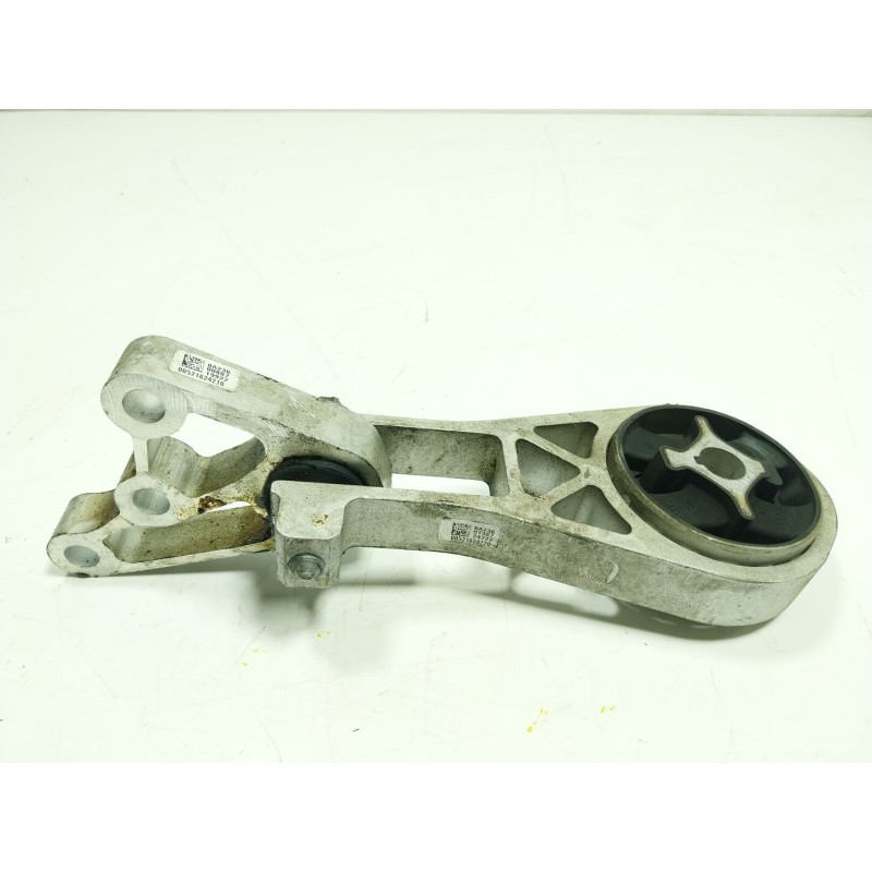 Recambio de soporte motor trasero para alfa romeo tonale (965_) 1.5 mild hybrid referencia OEM IAM  521624220 