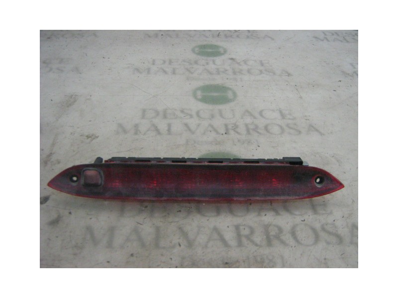 Recambio de piloto trasero central para ford focus turnier (cak) ghia referencia OEM IAM   