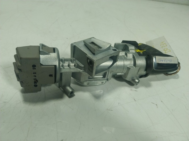 Recambio de antirrobo para ford focus iii 1.0 ecoboost referencia OEM IAM  3M513F880AE 