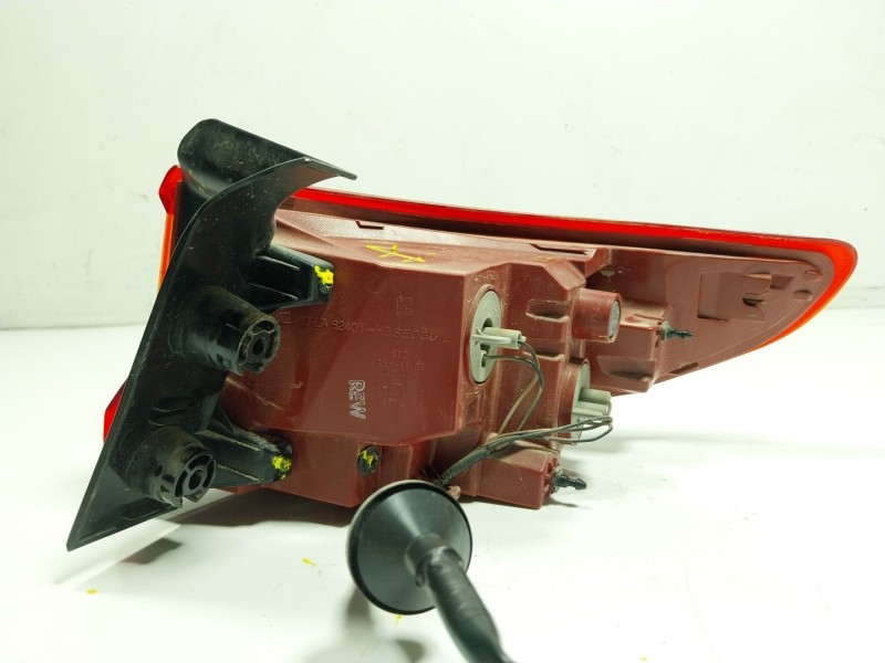 Recambio de piloto trasero izquierdo para kia stonic (yb) 1.2 cvvt referencia OEM IAM   