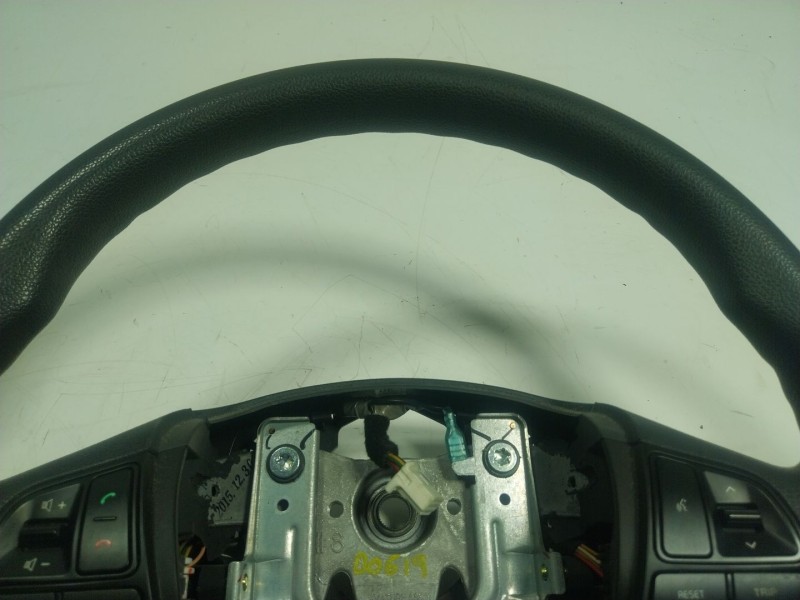 Recambio de volante para kia rio iii (ub) 1.2 cvvt referencia OEM IAM  561001K572 