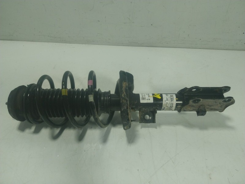Recambio de amortiguador delantero derecho para kia stonic (yb) 1.2 cvvt referencia OEM IAM   