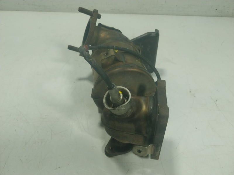 Recambio de catalizador para kia stonic (yb) 1.2 cvvt referencia OEM IAM   