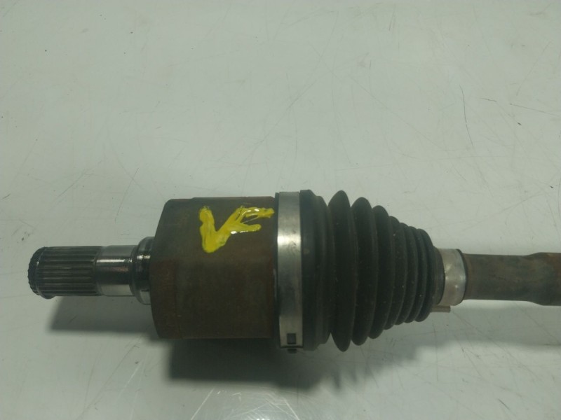 Recambio de transmision derecha para kia stonic (yb) 1.2 cvvt referencia OEM IAM  49501H8060 