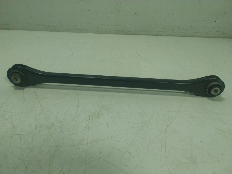 Recambio de brazo suspension inferior trasero derecho para bmw x1 (f48) sdrive 18 d referencia OEM IAM   