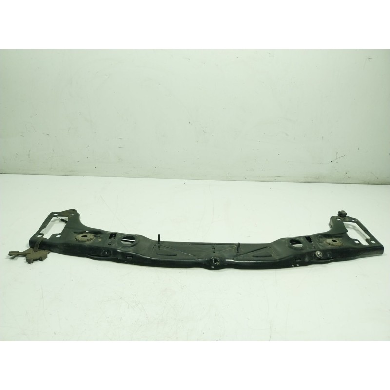 Recambio de travesaño superior para bmw x1 (f48) sdrive 18 d referencia OEM IAM   