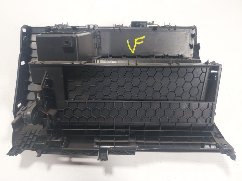 Recambio de guantera para cupra leon (kl1, ku1) 1.5 etsi referencia OEM IAM  5FB857095J 