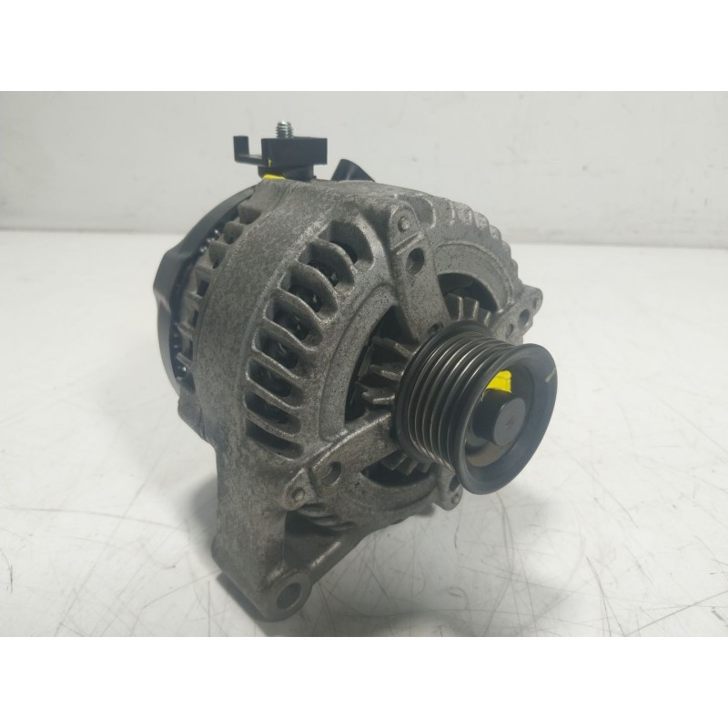 Recambio de alternador para bmw x1 (f48) sdrive 18 d referencia OEM IAM  764013104 