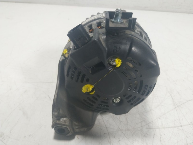Recambio de alternador para bmw x1 (f48) sdrive 18 d referencia OEM IAM  764013104 