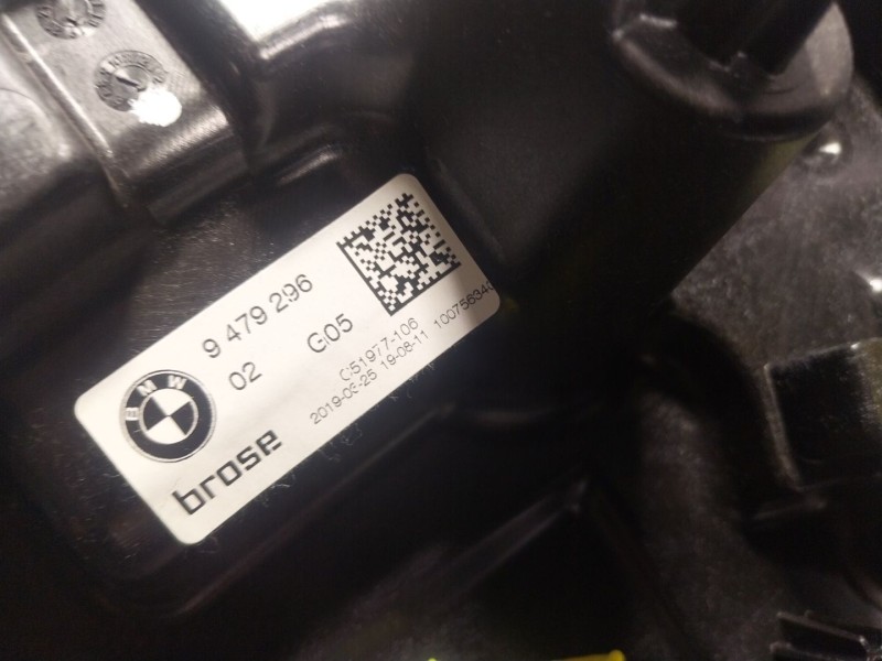 Recambio de elevalunas trasero derecho para bmw x5 (g05, f95) xdrive 40 i referencia OEM IAM  9479296 