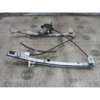 ELEVALUNAS DELANTERO DERECHO 