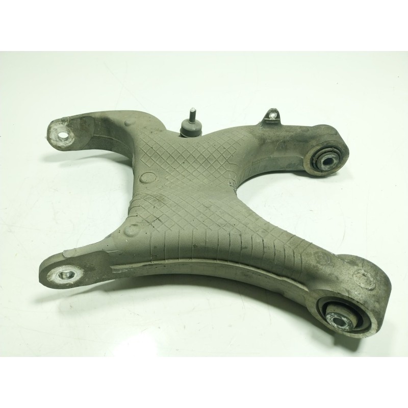 Recambio de brazo suspension inferior trasero derecho para bmw x6 (e71, e72) m 50 d referencia OEM IAM  677095407 