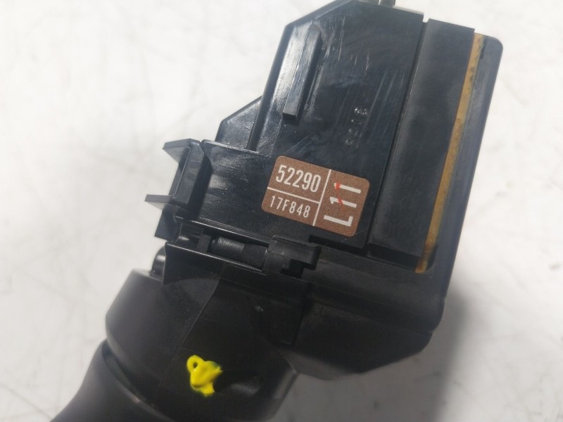 Recambio de mando limpia para toyota prius plus (_w4_) 1.8 hybrid (zvw40w, zvw41w) referencia OEM IAM  5229017G848 