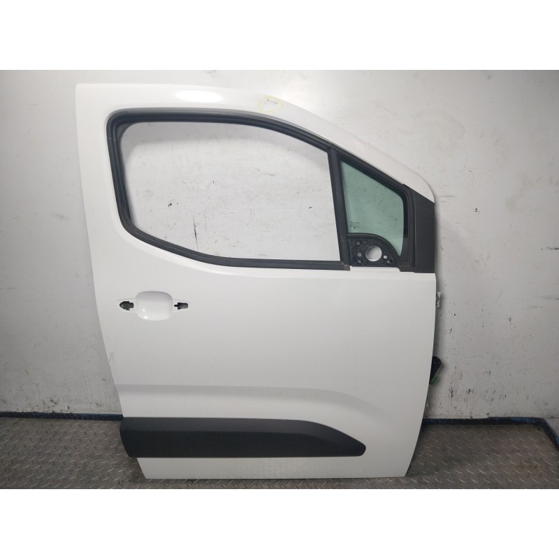 Recambio de puerta delantera derecha para toyota proace city furgoneta/monovolumen 1.5 d-4d 100 (bpzmd) referencia OEM IAM   