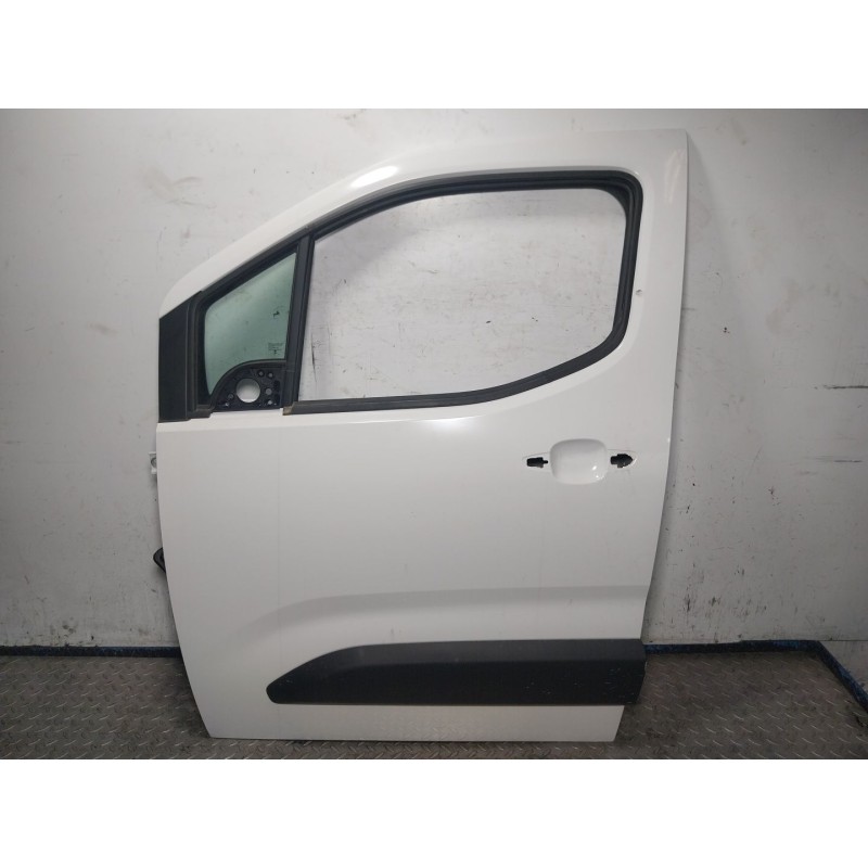 Recambio de puerta delantera izquierda para toyota proace city furgoneta/monovolumen 1.5 d-4d 100 (bpzmd) referencia OEM IAM   