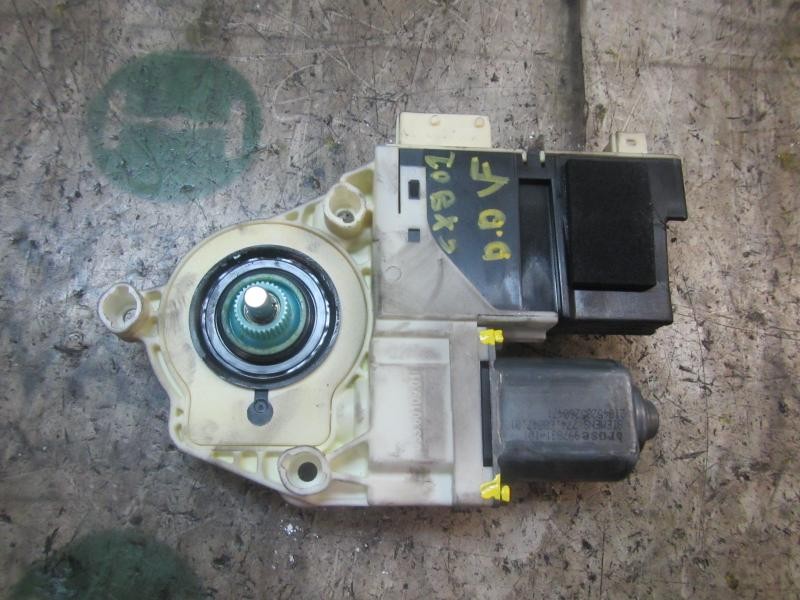 Recambio de motor elevalunas delantero derecho para citroën c4 coupe vtr plus referencia OEM IAM   