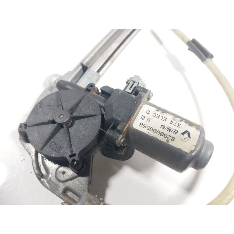 Recambio de elevalunas trasero derecho para renault laguna ii (bg0/1_) 1.9 dci (bg08, bg0g) referencia OEM IAM   