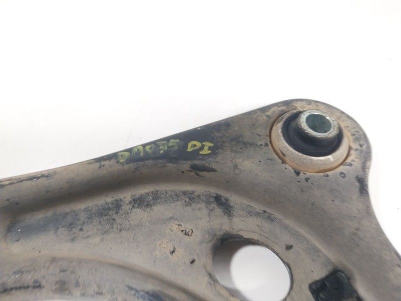 Recambio de brazo suspension inferior delantero izquierdo para citroën c2 1.4 referencia OEM IAM   