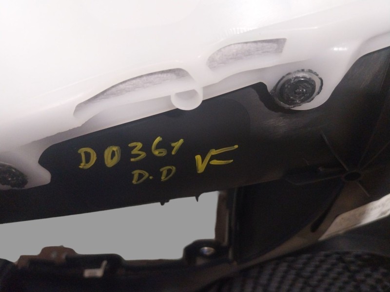 Recambio de juego asientos completo para lexus lbx hybrid 1.5 vvti hybrid (mayh10l) referencia OEM IAM   