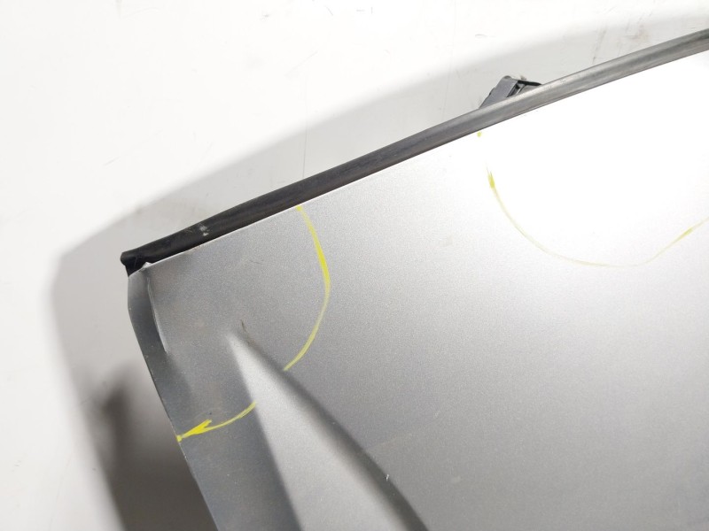 Recambio de puerta delantera izquierda para renault megane iv berlina 5p 1.3 tce referencia OEM IAM 801010705R  