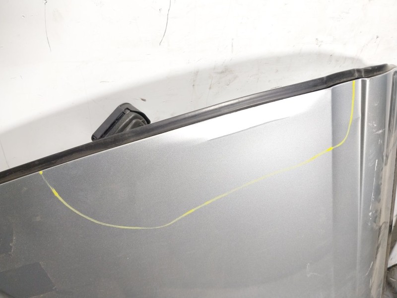 Recambio de puerta delantera izquierda para renault megane iv berlina 5p 1.3 tce referencia OEM IAM 801010705R  