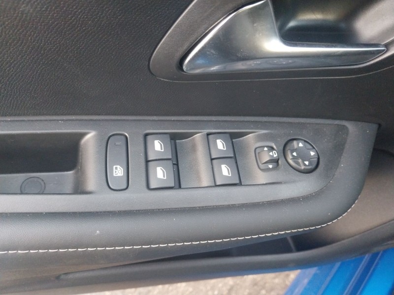 peugeot 208 ii (ub_, up_, uw_, uj_) del año 2024