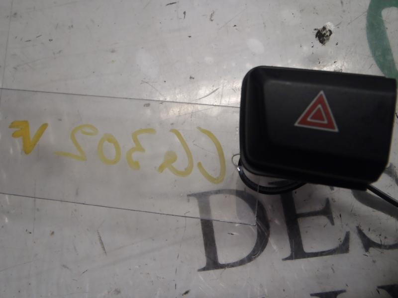 Recambio de warning para peugeot 208 1.4 hdi fap referencia OEM IAM   