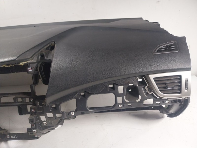 Recambio de salpicadero para hyundai i30 (gd) 1.4 crdi referencia OEM IAM   