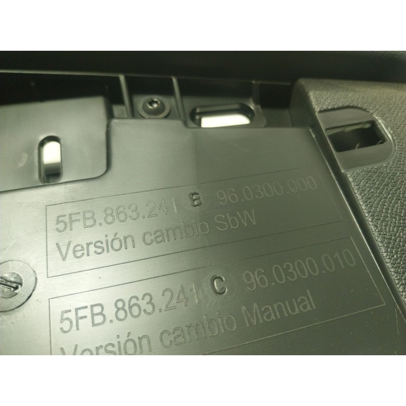 Recambio de apoyabrazos central para cupra formentor (km7, kmp) 2.0 tdi referencia OEM IAM  5FB863241B 