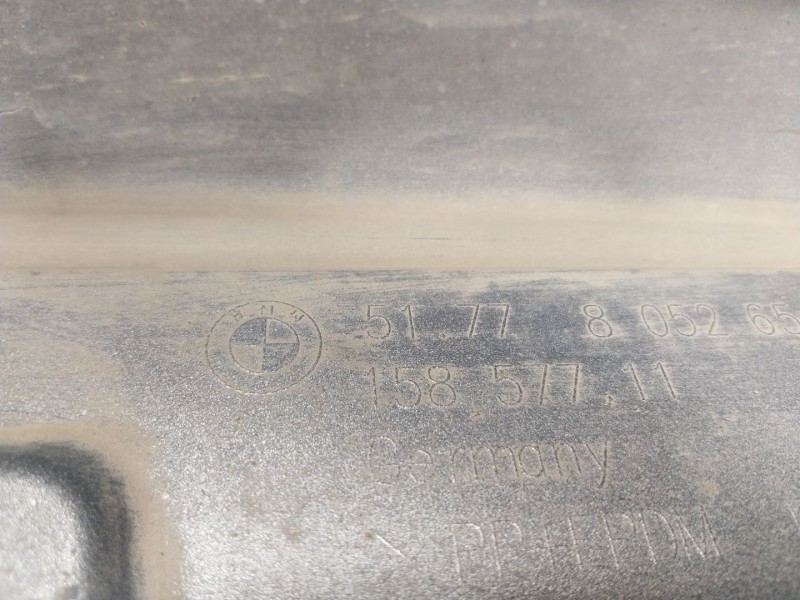 Recambio de faldon lateral para bmw 6 gran coupe (f06) 640 d referencia OEM IAM  15857711 