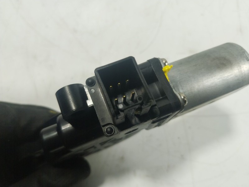 Recambio de motor elevalunas trasero derecho para mazda cx-5 (ke, gh) 2.2 d awd (ke102) referencia OEM IAM  D6515858X 