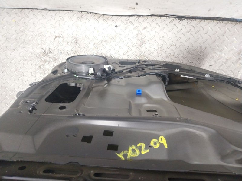 Recambio de puerta trasera izquierda para nissan pulsar hatchback (c13) 1.2 dig-t referencia OEM IAM   