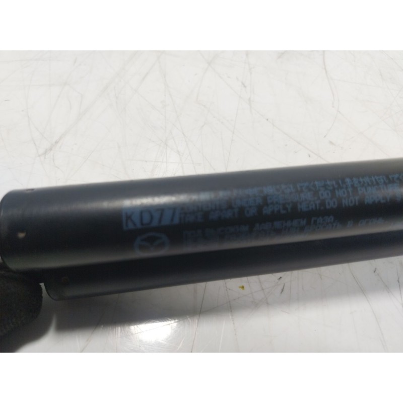Recambio de amortiguadores maletero / porton para mazda cx-5 (ke, gh) 2.2 d awd (ke102) referencia OEM IAM  KD77 