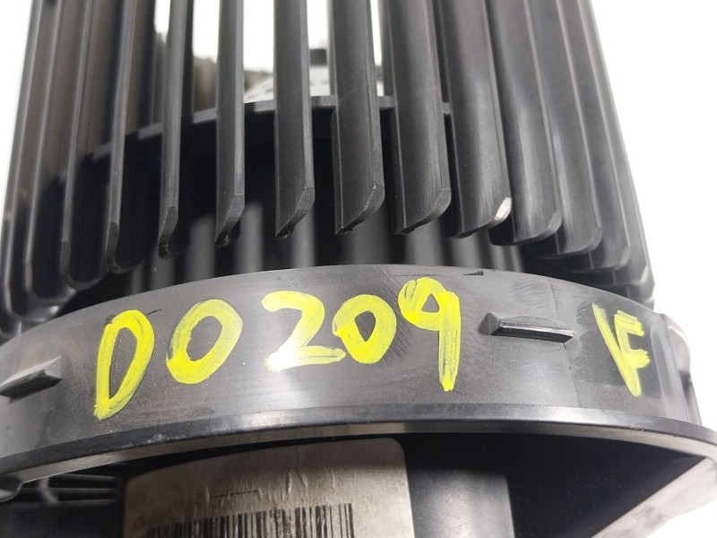 Recambio de motor calefaccion para nissan pulsar hatchback (c13) 1.2 dig-t referencia OEM IAM   