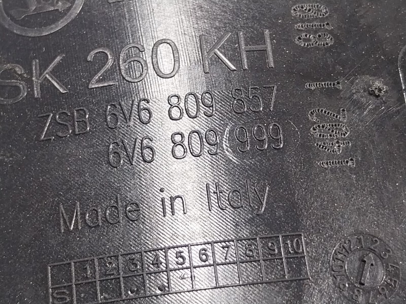 Recambio de tapa combustible para skoda fabia iii (nj3) 1.0 tsi referencia OEM IAM  6V6809999 