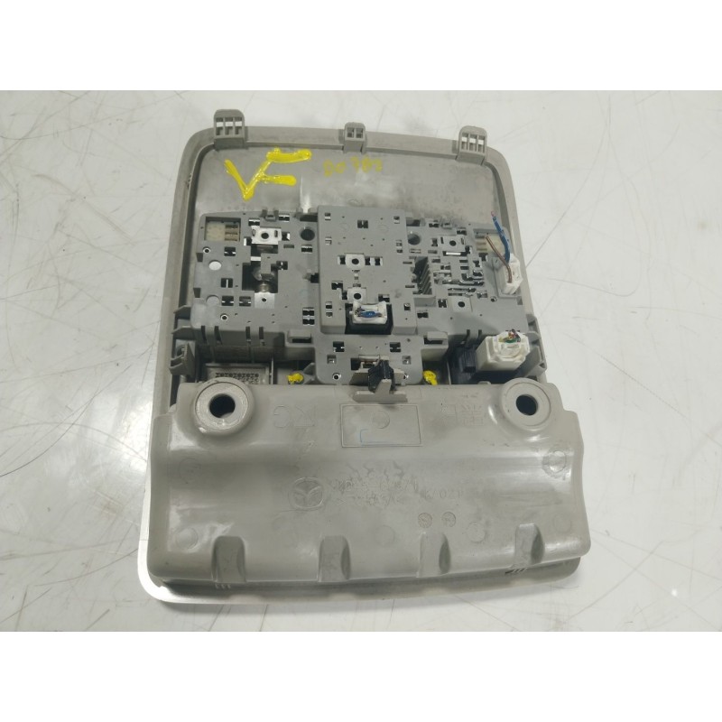 Recambio de piloto interior para mazda cx-5 (ke, gh) 2.2 d awd (ke102) referencia OEM IAM  KD4569971 