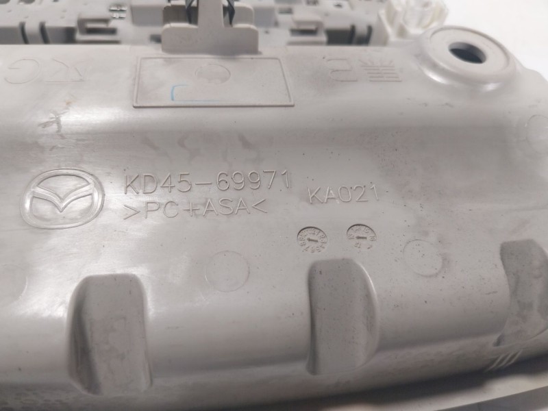 Recambio de piloto interior para mazda cx-5 (ke, gh) 2.2 d awd (ke102) referencia OEM IAM  KD4569971 