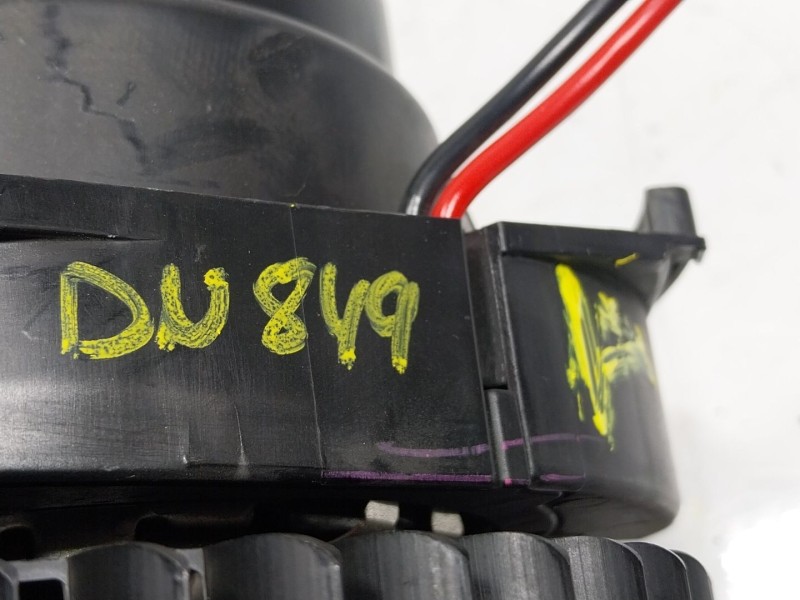 Recambio de motor calefaccion para bmw x1 (f48) sdrive 18 d referencia OEM IAM  9297752 