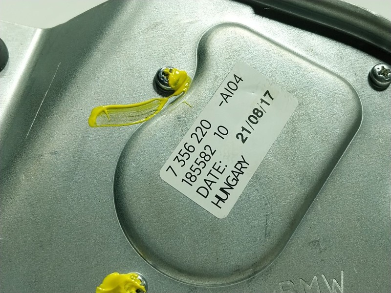 Recambio de motor limpia trasero para bmw x1 (f48) sdrive 18 d referencia OEM IAM  735622004 