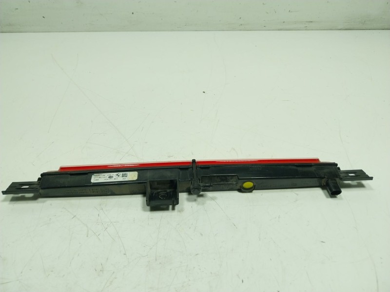 Recambio de piloto trasero central para bmw x1 (f48) sdrive 18 d referencia OEM IAM  729744611 