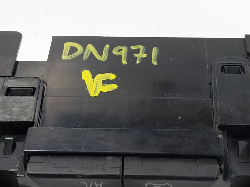 Recambio de mando calefaccion / aire acondicionado para skoda fabia iii (nj3) 1.0 tsi referencia OEM IAM   