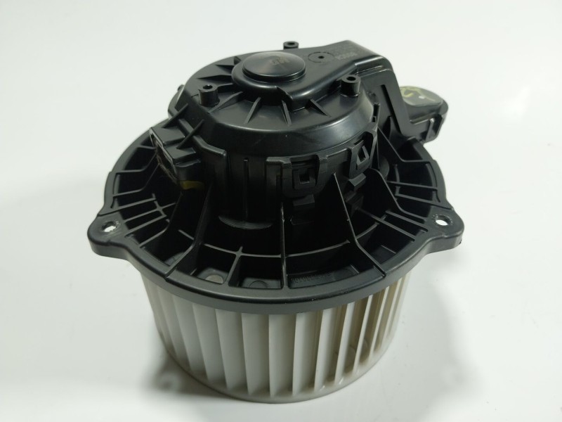 Recambio de motor calefaccion para hyundai i30 (gd) 1.4 crdi referencia OEM IAM   