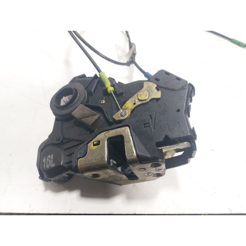 Recambio de cerradura puerta delantera izquierda para toyota avensis wagon (t25) 2.0 d-4d executive referencia OEM IAM   