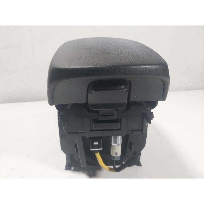 Recambio de apoyabrazos central para mazda cx-5 (ke, gh) 2.2 d awd (ke102) referencia OEM IAM  KD4564441 