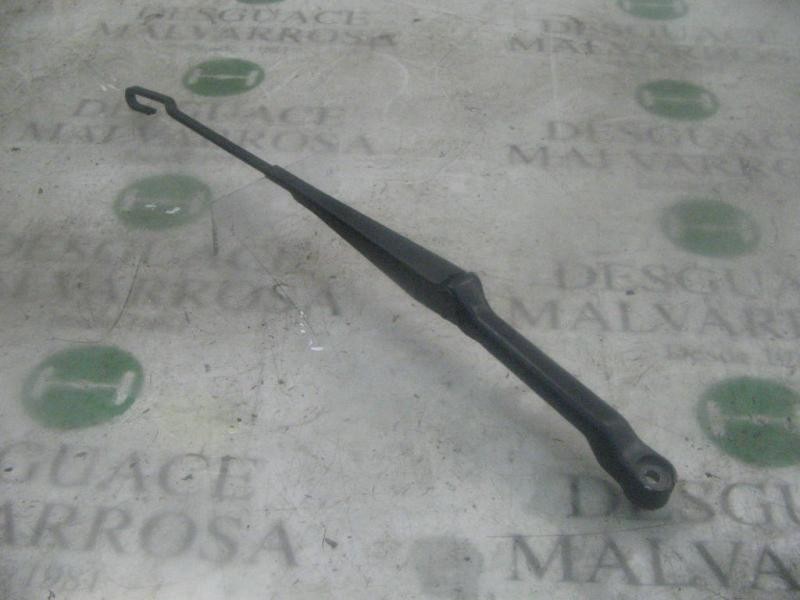 Recambio de brazo limpia delantero derecho para volkswagen polo berlina (6n1) básico referencia OEM IAM   