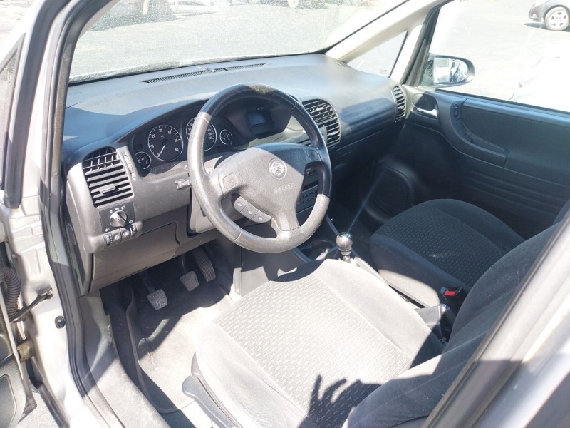 opel zafira a monospace (t98) del año 2003