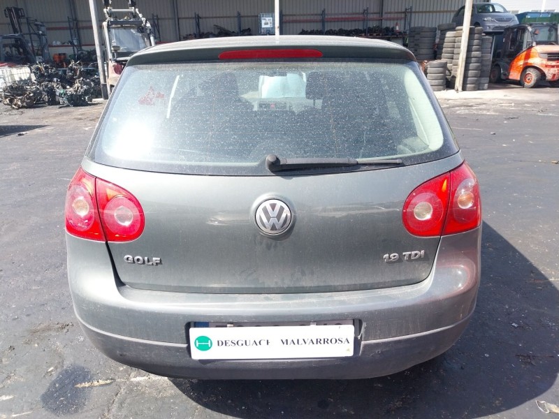 volkswagen golf v (1k1) del año 2004