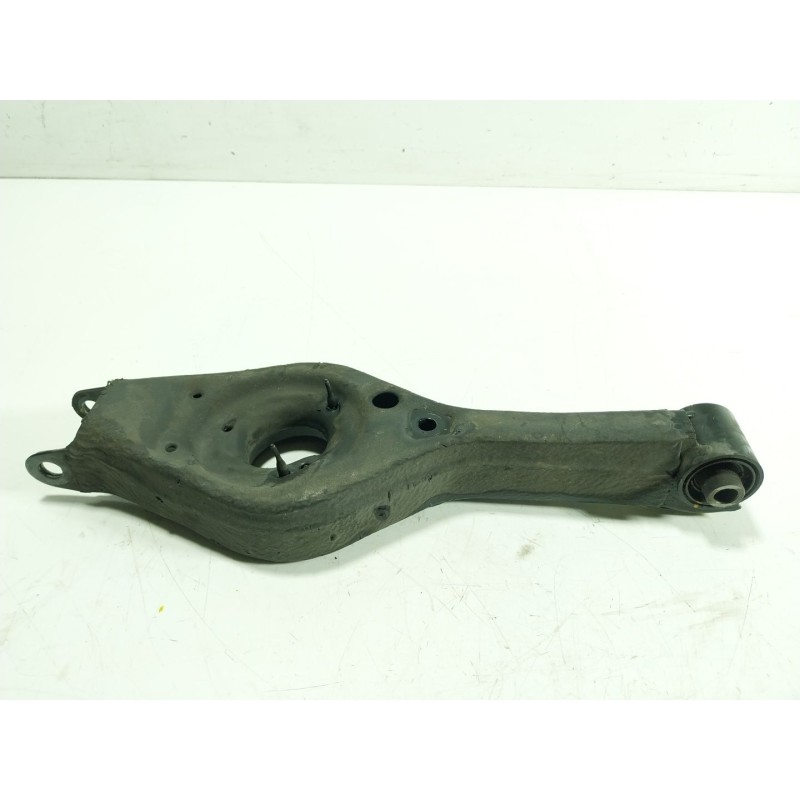 Recambio de brazo suspension inferior trasero izquierdo para hyundai i30 (gd) 1.4 crdi referencia OEM IAM   